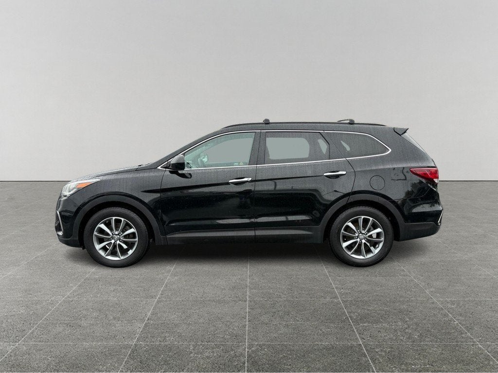 2018 Hyundai Santa Fe SE
