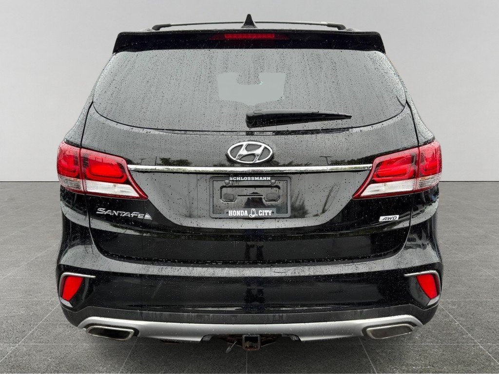 2018 Hyundai Santa Fe SE