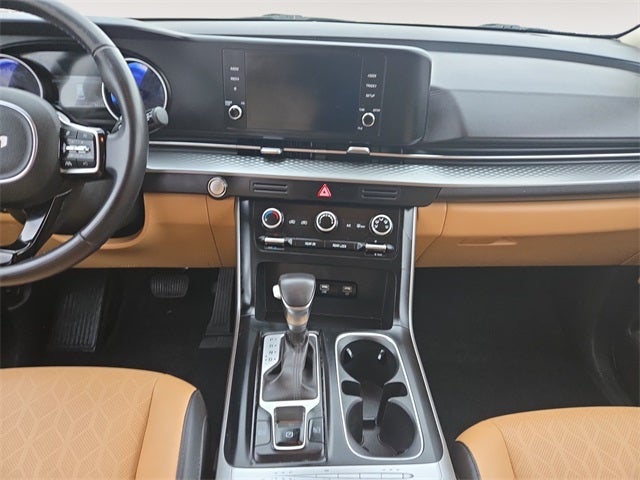 2023 Kia Carnival LX