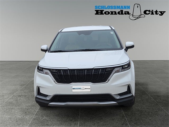 2023 Kia Carnival LX