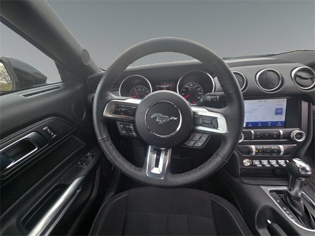 2022 Ford Mustang EcoBoost