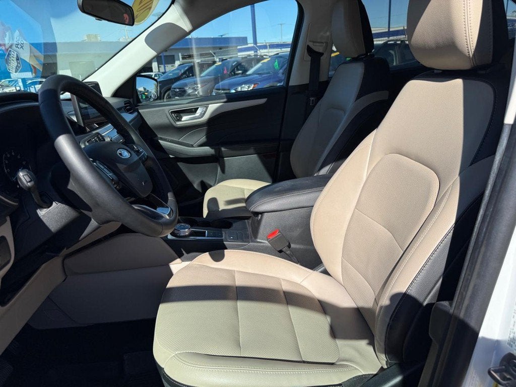2022 Ford Escape Hybrid SEL