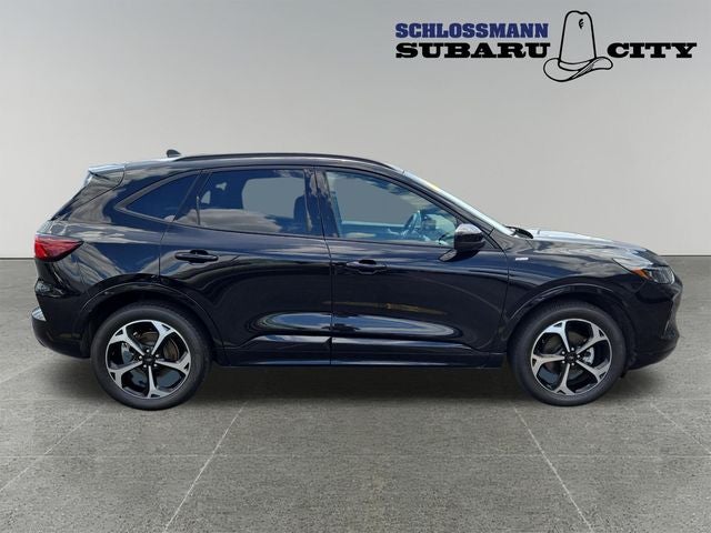 2023 Ford Escape Hybrid ST-Line Elite