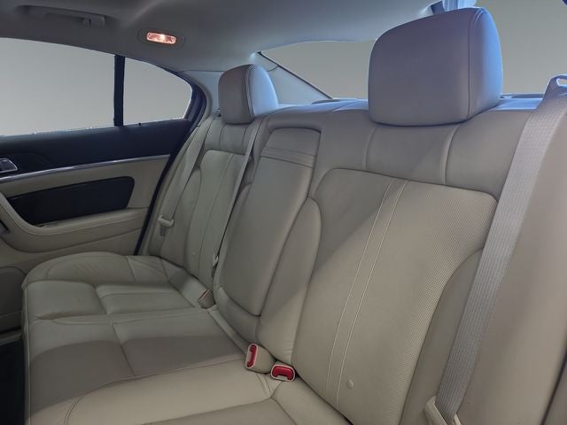 2013 Lincoln MKS Base