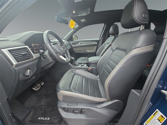 2023 Volkswagen Atlas Cross Sport 3.6L V6 SEL Premium R-Line
