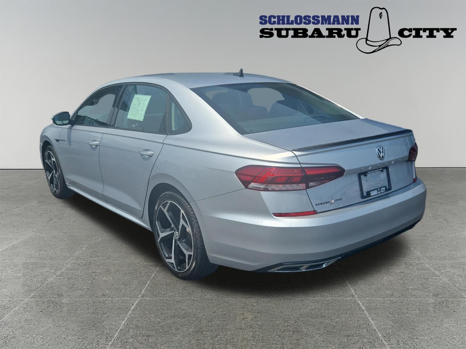 2020 Volkswagen Passat 2.0T R-Line