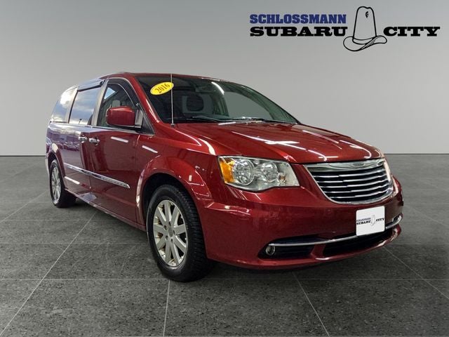 2016 Chrysler Town & Country Touring