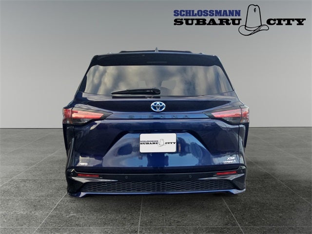 2024 Toyota Sienna XSE 7 Passenger