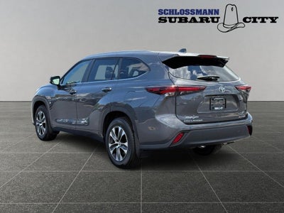 2024 Toyota Highlander XLE