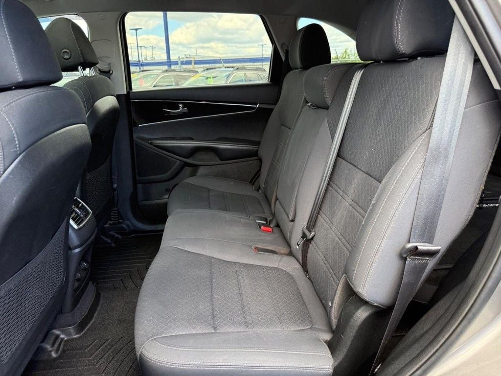 2018 Kia Sorento LX