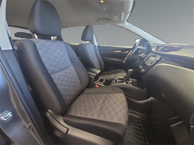 2017 Nissan Rogue Sport SV