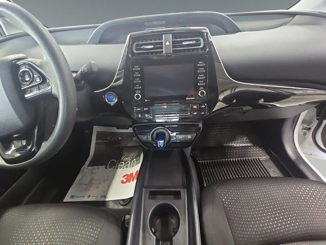 2022 Toyota Prius LE