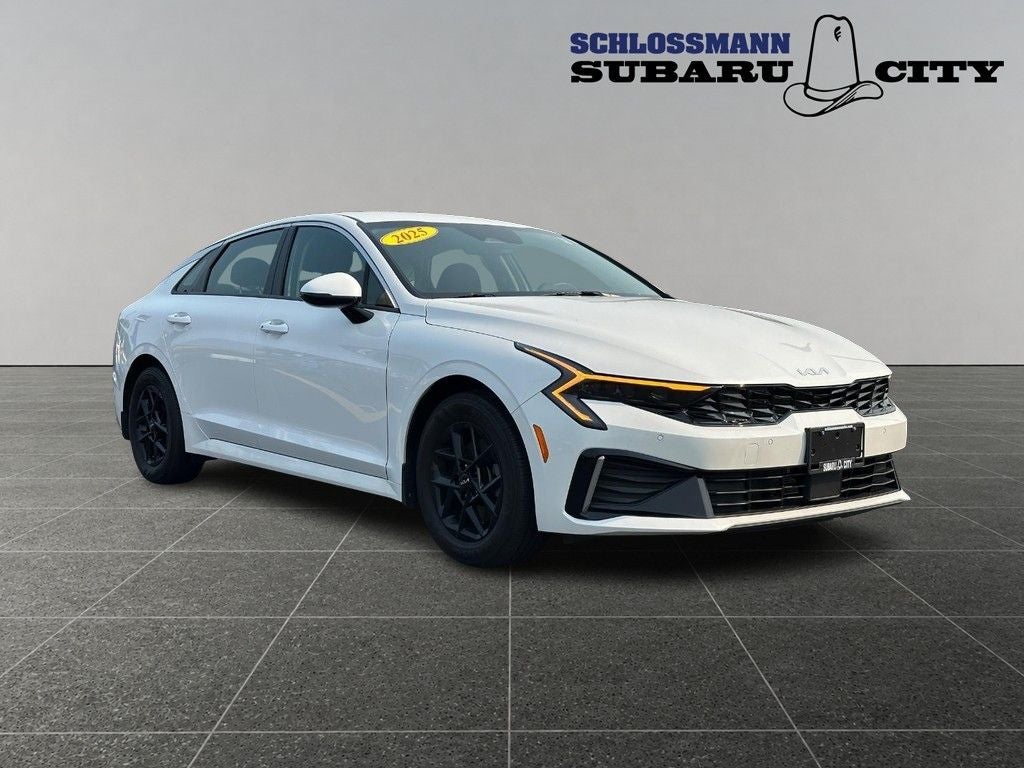 2025 Kia K5 LXS