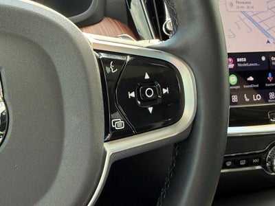 2025 Volvo V60 Cross Country B5 Plus