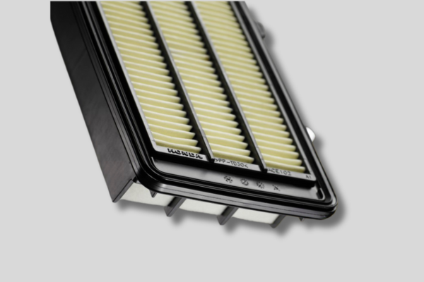 ENGINE AIR FILTER REPLACEMENT